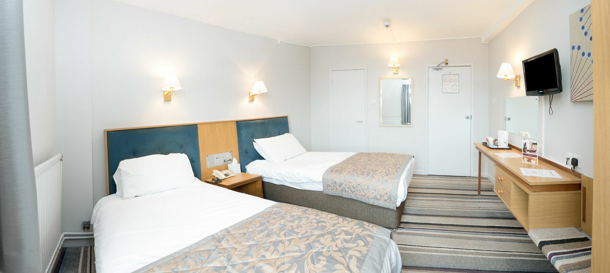 Norwich Hotel Экстерьер фото